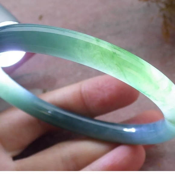 VINTAGE Jadeite Green Jade Bangles Sizes XS Small Medium Large Available. - Picture 7 of 7